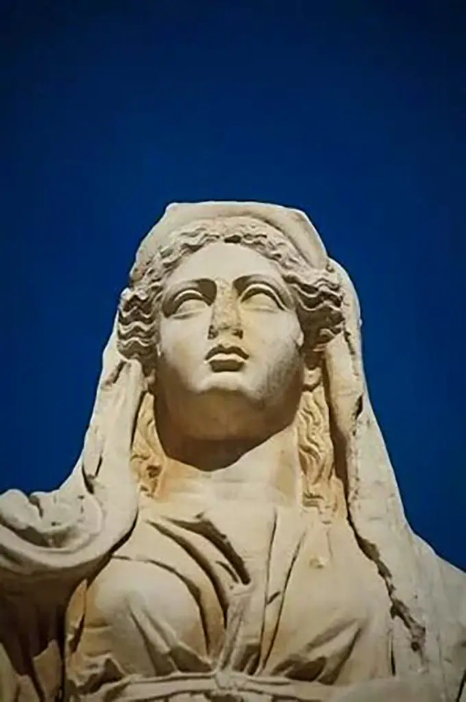Estatua de la diosa Ceres de Mérida.