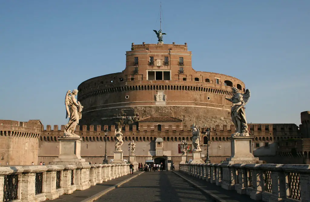 Castillo de San Angelo, el cual sirvió de mauseolo a los restos de Marco Aurelio.