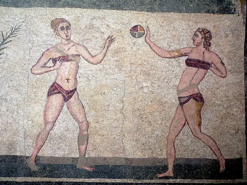 Mujeres deportistas vistiendo un subligar y un strophium. 