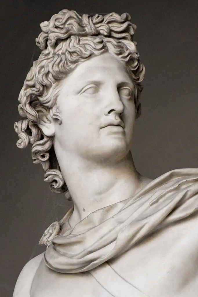 Estatua de Apolo