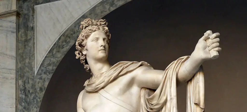 Estatua de Apolo.