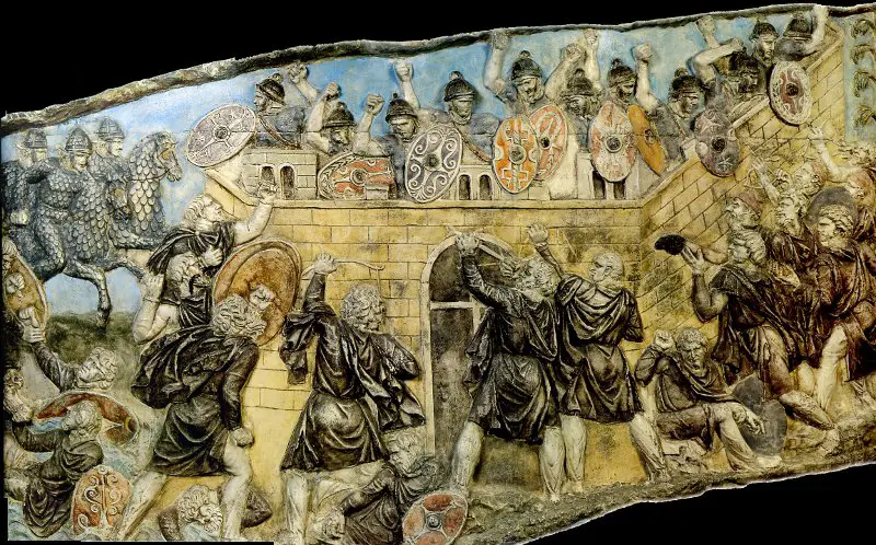 Reconstrucción con rayos-x de la pigmentación original de los relieves de la Columna de Trajano.